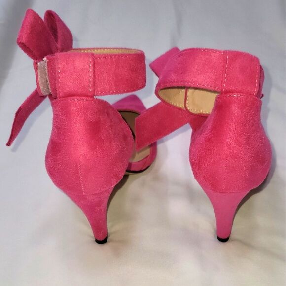 NIB, Women's Pink Heels with Bow - Picture 2 of 6